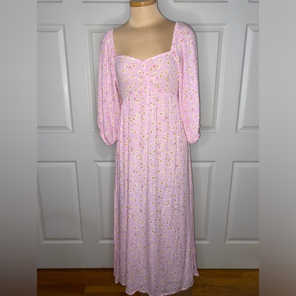 Billabong Swept Away Pink Floral Dress NWOT, Feminine, Spring